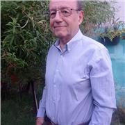 ¡Hola! ¿Buscas mejorar en matemáticas? Ofrezco clases particulares online para niveles básicos, medios y superior